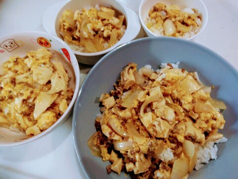 夏休みランチに♪フライパン1つでふわふわ卵丼